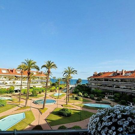Duplex Park De Mar Apartman Sitges Kültér fotó